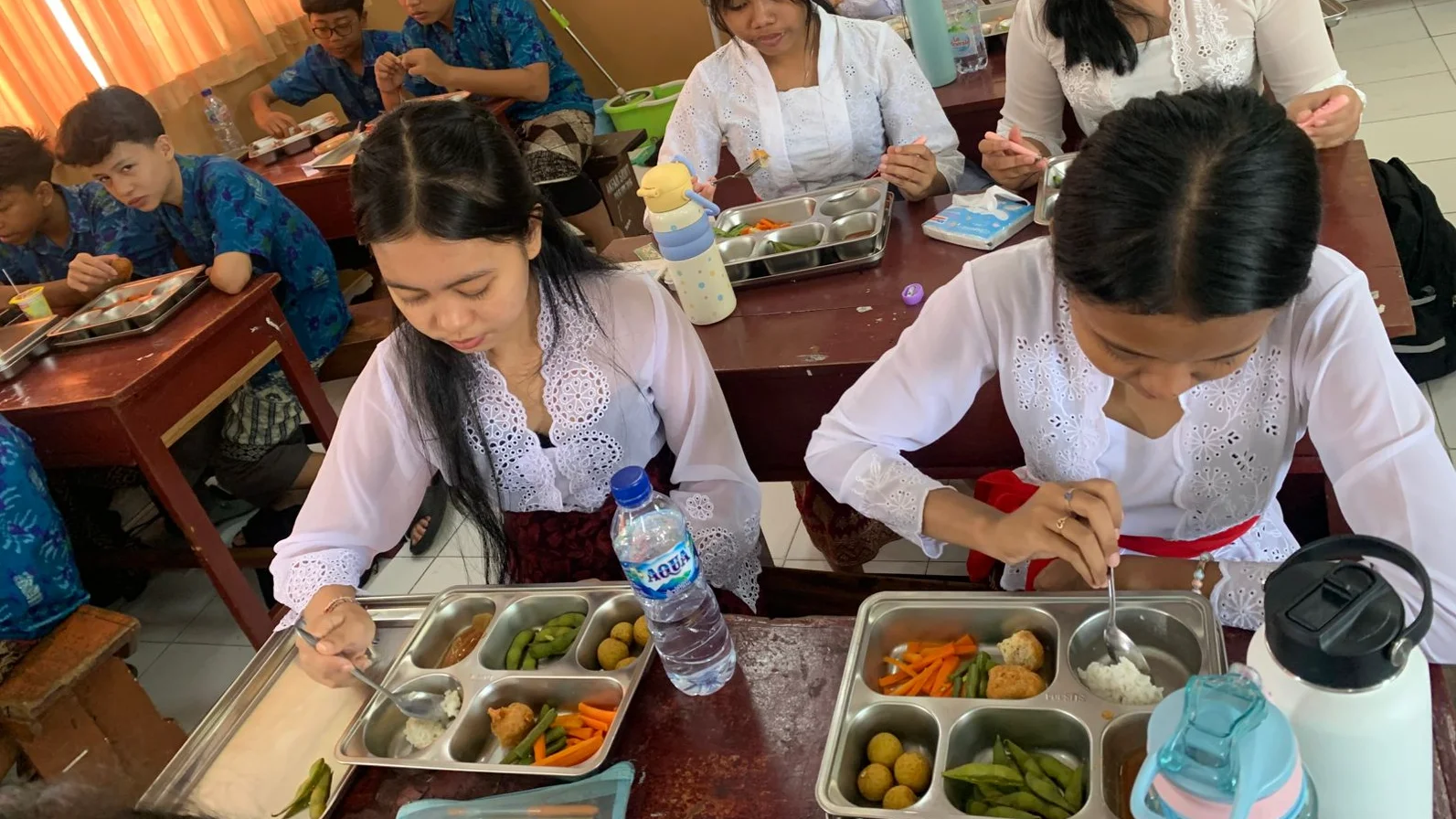 Gembira Sambut Makan Bergizi Gratis (MBG) Hadir di SLUB