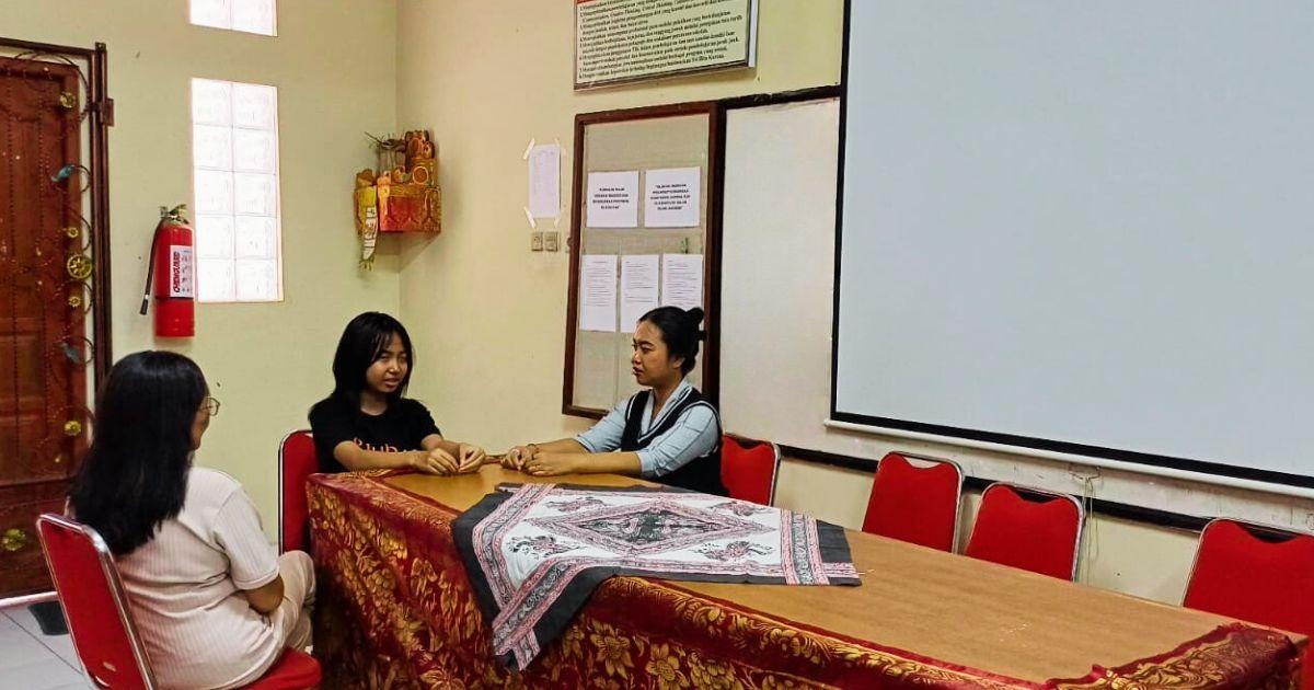 DAMPINGI RENCANA STUDI LANJUT KELAS IX, SMP (SLUB) SARASWATI 1 DENPASAR LAKSANAKAN SHARING SESSION DAN PERTEMUAN ORANG TUA SISWA