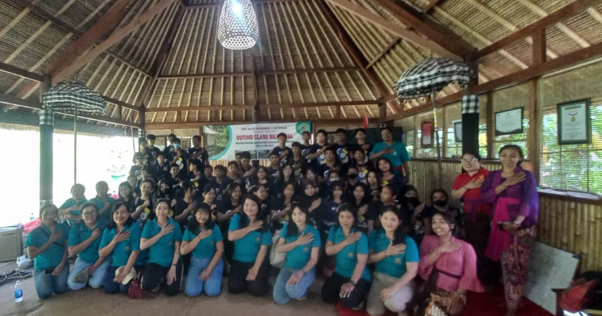 Kunjungan SMP (SLUB) Saraswati 1 Denpasar ke Museum Pustaka Lontar  sebagai Wisata Edukasi Budaya