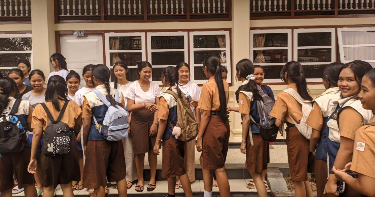 Merajut Semangat Empati Melalui Tali Kasih SLUB