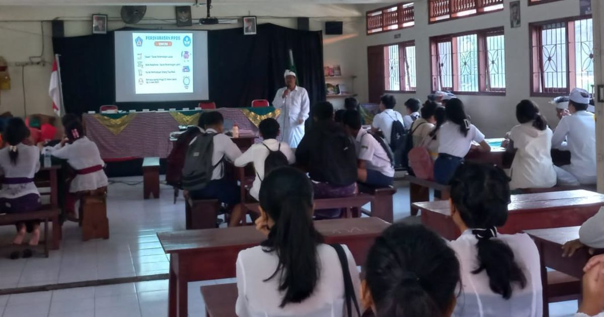 Sosialisasi Petunjuk Teknis PPDB SMA Dan SMK 2024  dipandu langsung oleh Waka Kurikulum SLUB